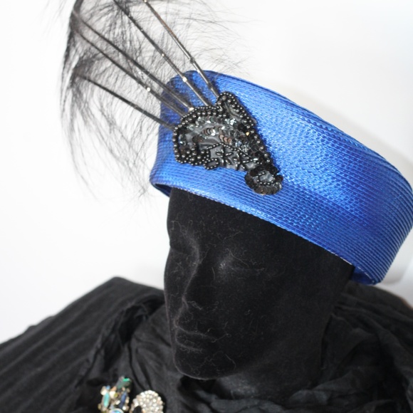 Vintage 1960s sculptured blue pillbox feather hat main image 6